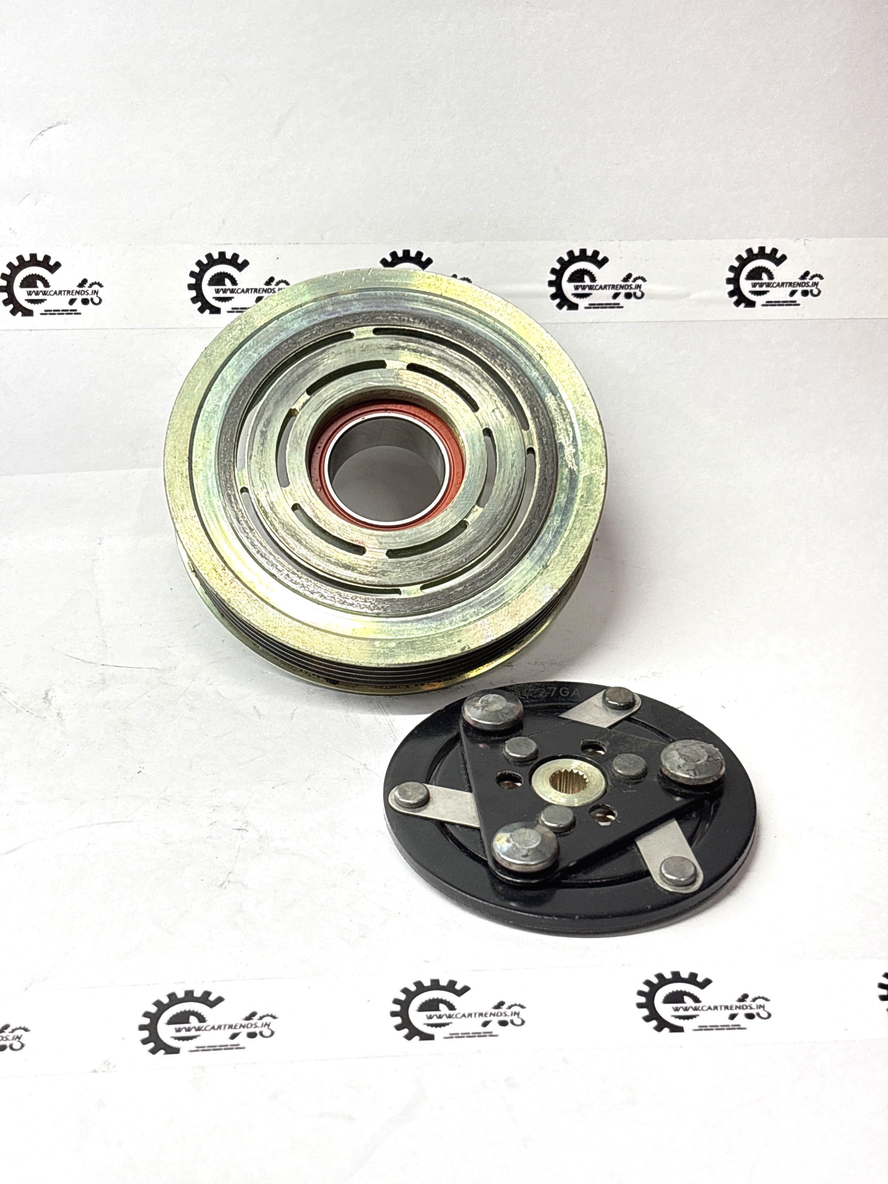 CarTrends Clutch Compressor Amaze 2018 Onward         3890055A004 3890055A004 - Left view