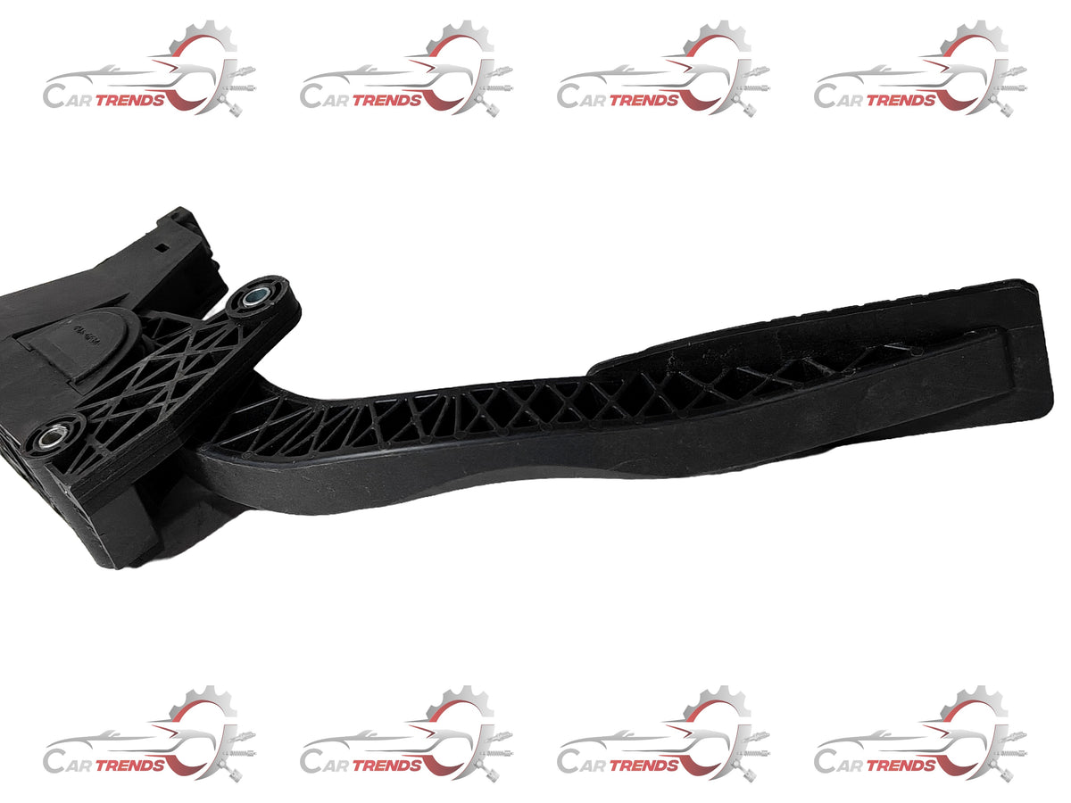 GENERAL MOTORS PEDAL ACCEL CAPTIVA J96625895 J96625895 - Right view
