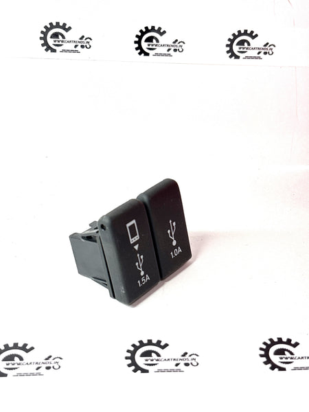 HONDA HOLDER ASSY.2USB 39115T5AA01 39115T5AA01 - Right view