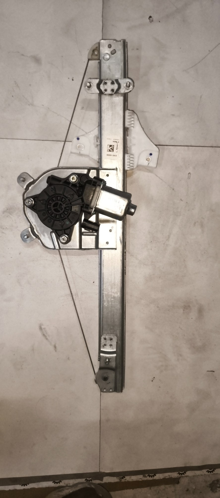 HYUNDAI Door Machine Front Left With Motor Creta   82401A0000 82401A0000 - Front view