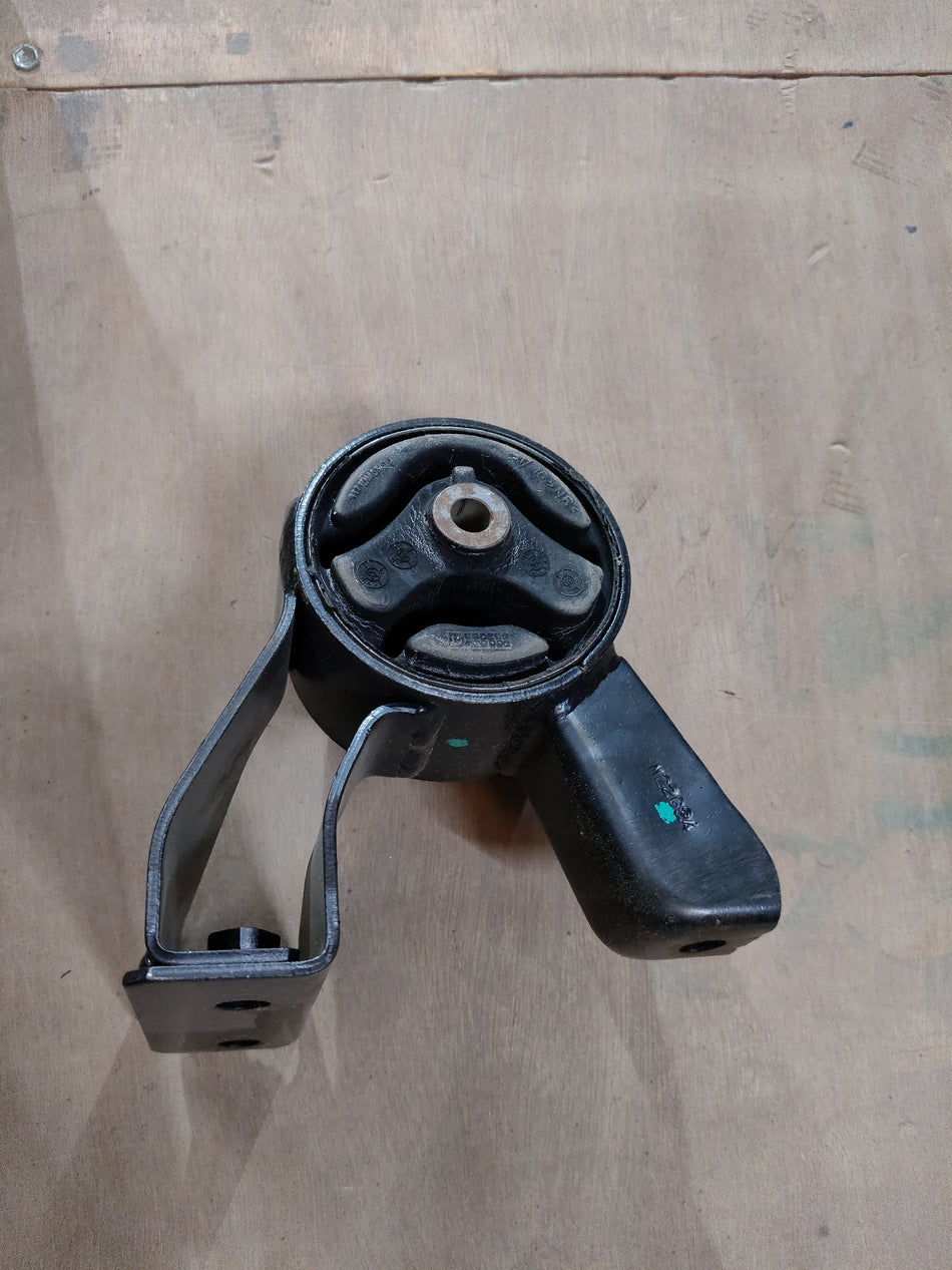 MOUNTING COMP ENG RR 11710M67L10