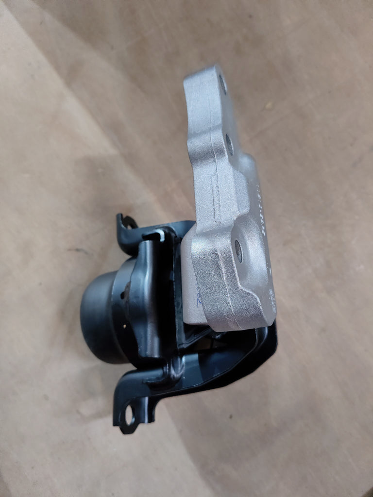 MOUNTING COMPENG RH 11610M68P52