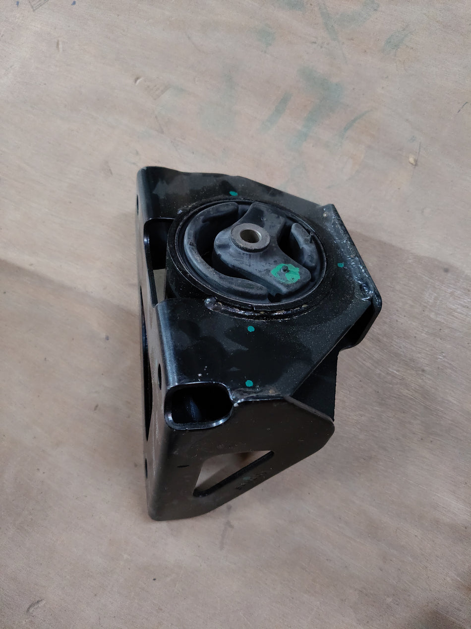 11710m65l00-engine-mounting-alto-k-10-rear