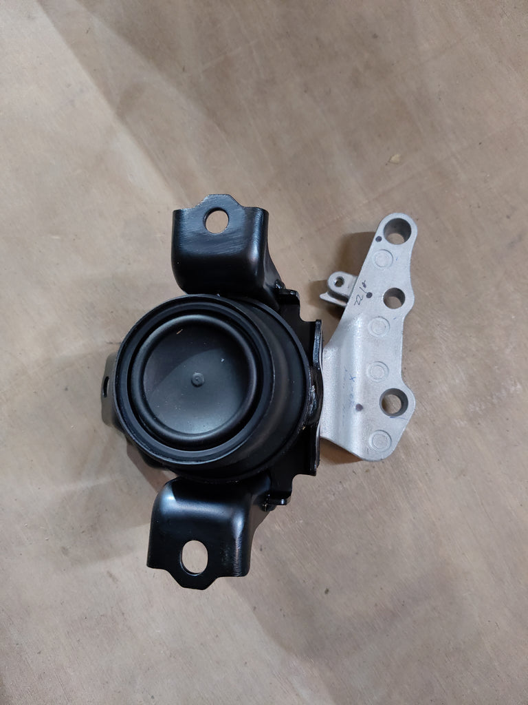 MOUNTING COMPENG RH 11610M68P52