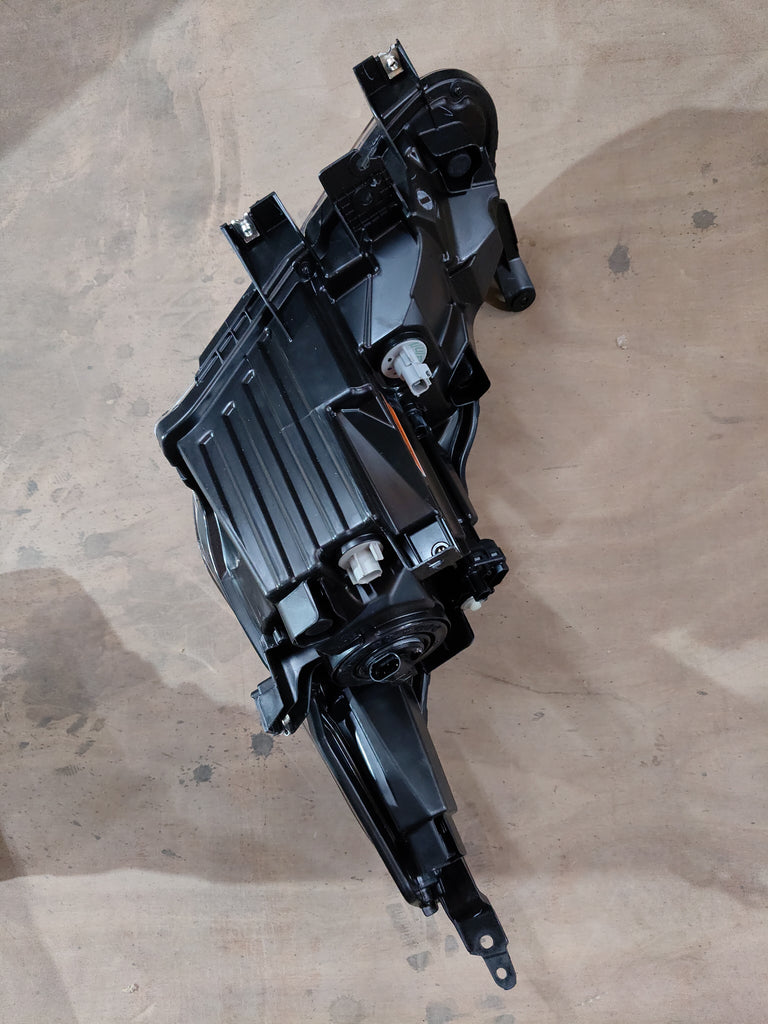 HEADLAMP ASSY  BALENO RH 35100M55T03