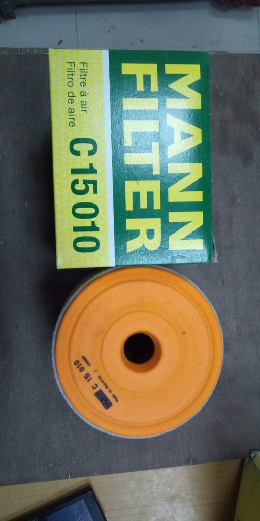 Air filter Audi A6  Mann C15010