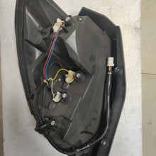Load image into Gallery viewer, Chevrolet Capativa Type 2  Tail Lamp Rh J20946136 - CarTrends