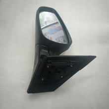 Load image into Gallery viewer, Hyundai Verna Mirror With Indicator 876101V941