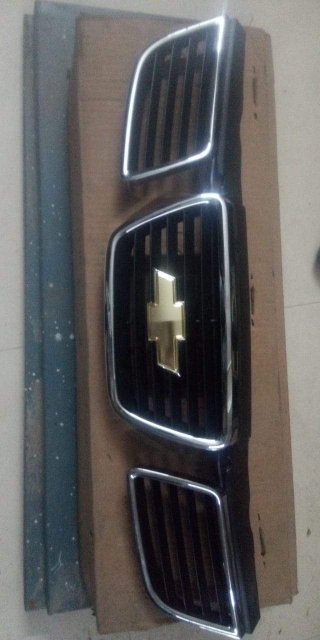 Radiator Grille Optra J96547010