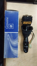 Load image into Gallery viewer, Switch Optra J96387324