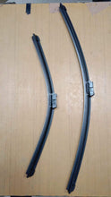 Load image into Gallery viewer, Wiper Blade Superb(24/18) WBS