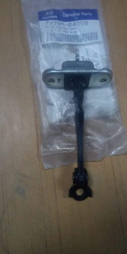 Door Checker  Front Right Xcent 79390B4000