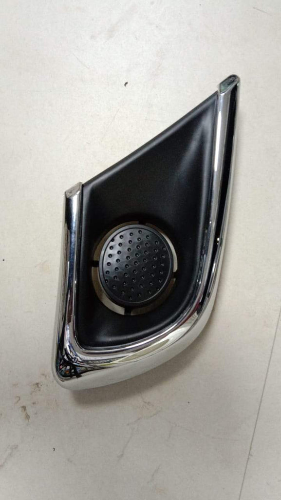 Fog Lamp Cover Innova Type 4 Lh side