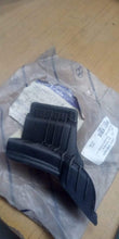 Load image into Gallery viewer, Cowl Top Kann Rh Verna Transformer  861601E050