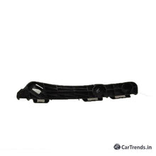 Load image into Gallery viewer, Toyota Innova Rear Bumper Bracket Rh 525750D101 - CarTrends
