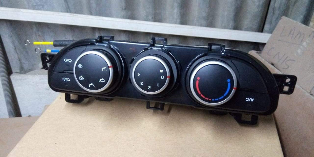 Hyundai Grand i10 / Xcent Ac Panel 97250B44524X