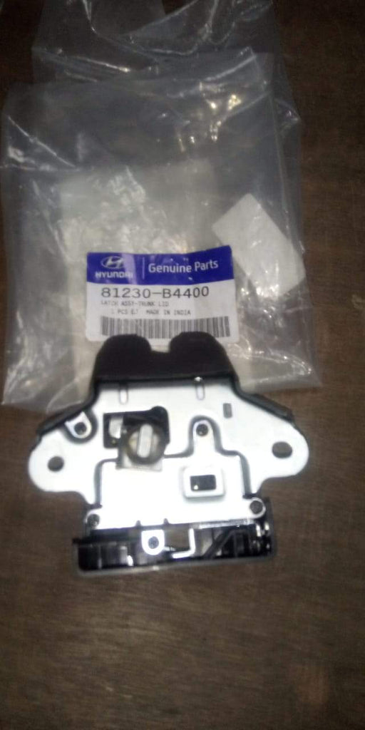 81230B4400 Dicci Latch Xcent