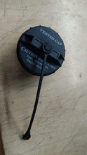 Load image into Gallery viewer, Screw Cap Aveo Uva/Spark  J28291063