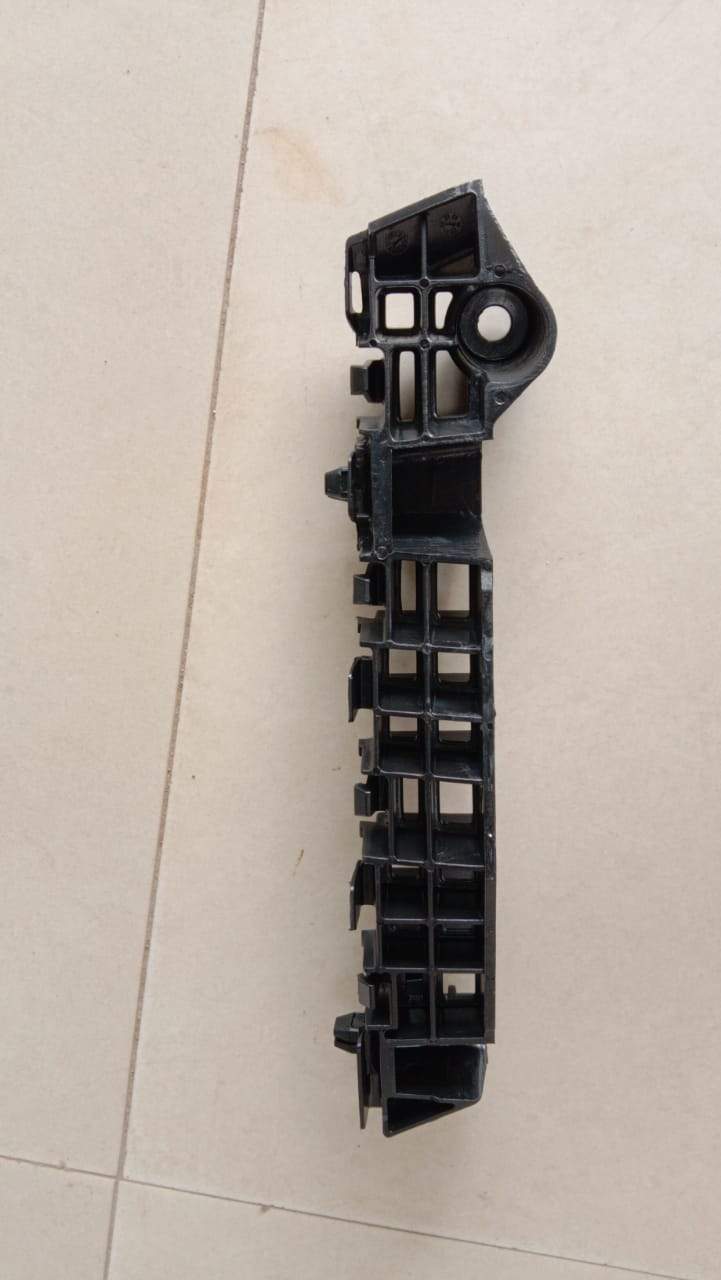 Front Bumper Bracket Right Celirio 2015 Model 71731M76M00