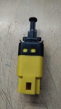 Load image into Gallery viewer, LP switch Sail  J9012092