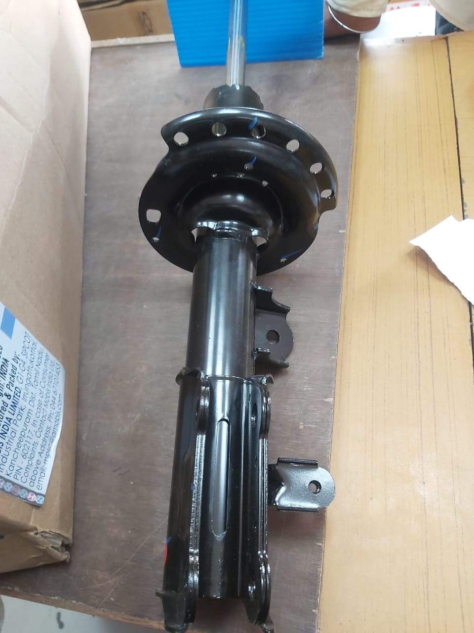 Front Shocker Xcent Left 54650B4000