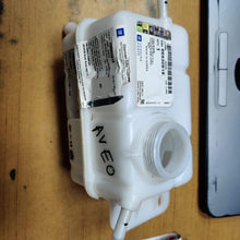 Load image into Gallery viewer, Coolant Bottle Aveo J96930818