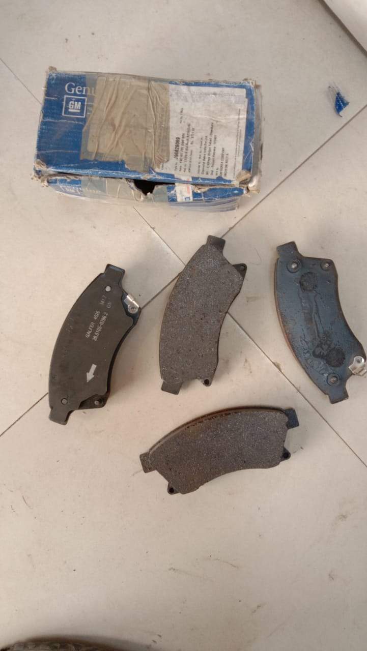 Front Brak pad Captiva   J96626069