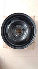Load image into Gallery viewer, Renault Kwid Wheel Rim 403002024R - CarTrends