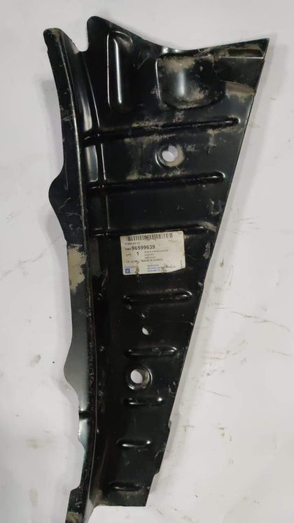 WHEEL HOUSE BRACE SPARK J96599639 LEFT SIDE