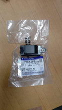 Load image into Gallery viewer, Power window Switch Swift/Dzire Front Left    37995M74L00