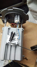 Load image into Gallery viewer, Chevrolet Optra Diesel Fuel Pump Magnum J95383509