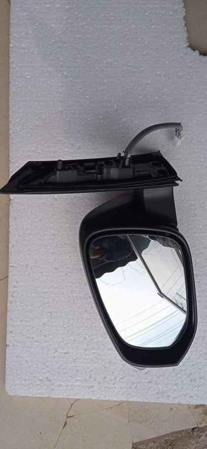 Side mirror Innova Crysta Left With Indector (9 Wire)     SMICL