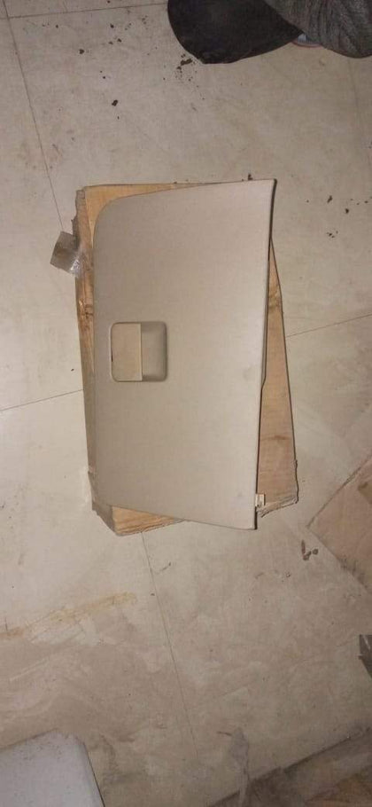 Glove Box Aveo    J96457690