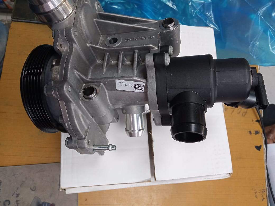 Mercedes benz deals water pump