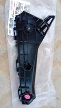 Load image into Gallery viewer, Front Bumper Bracket Innova Crysta Right       521150K220