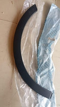 Load image into Gallery viewer, Cladding Front Fender Right Nexon       543888100118