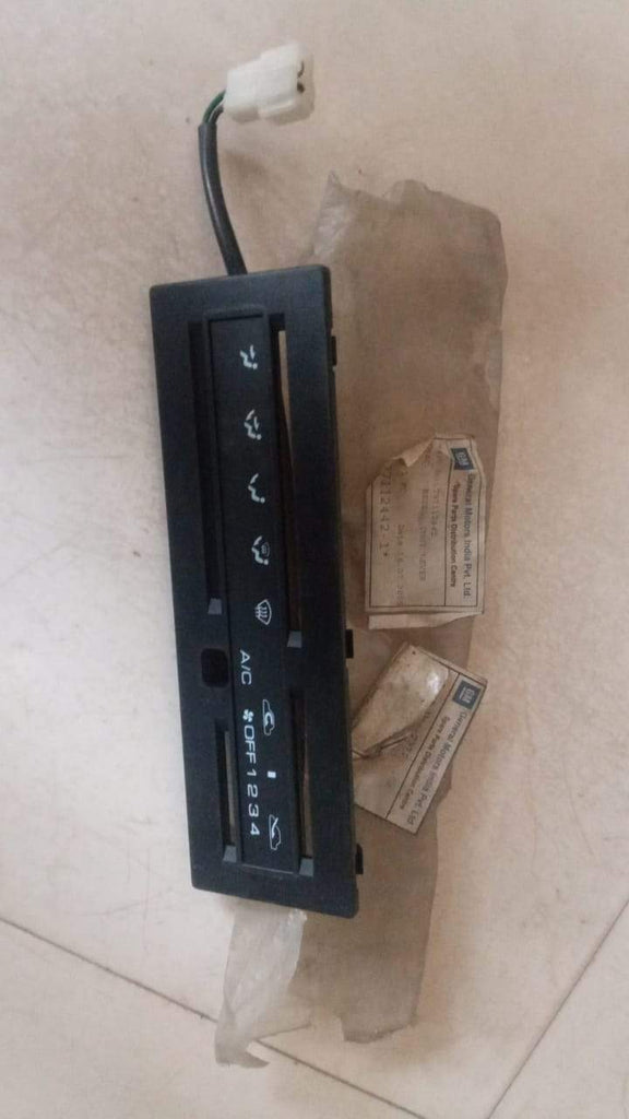 Ac Panel Cover Tavera           T97112442