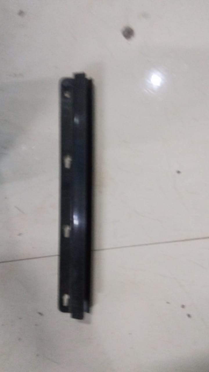 Rear Bumper Retainer Left Corsa        S93244879