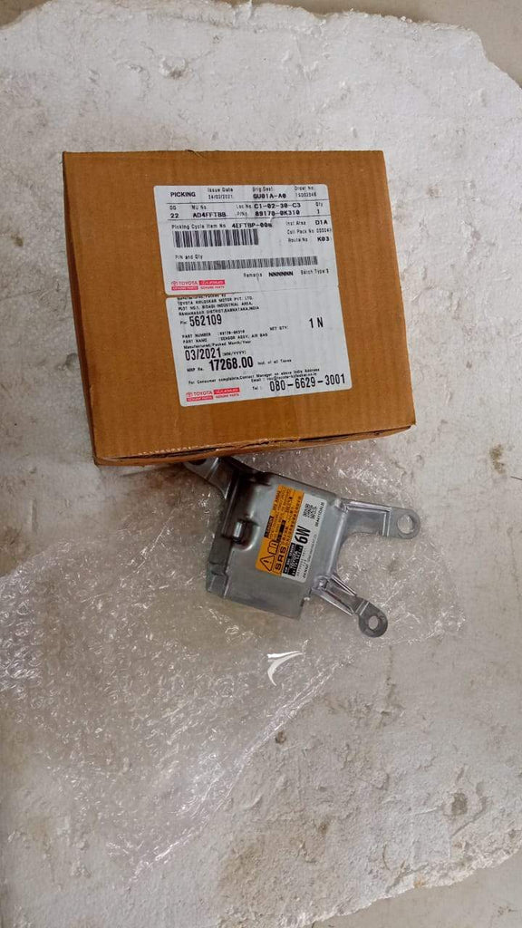 Air Bag Sensor Innova Crysta      891700K310