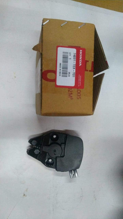 74851TEXY01   Dicci Latch Honda City