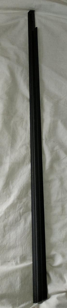 Outer Channel Moulding Aveo Uva Front Left       J28292581