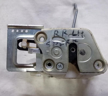 Door Latch Spark Rear Left        J28290860