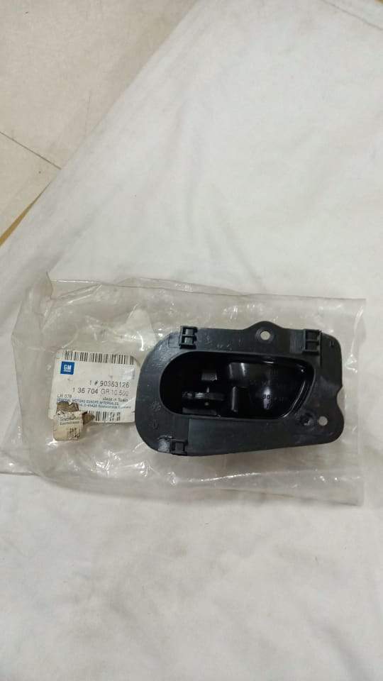 Outer Handle Corsa Front Right         S90363126