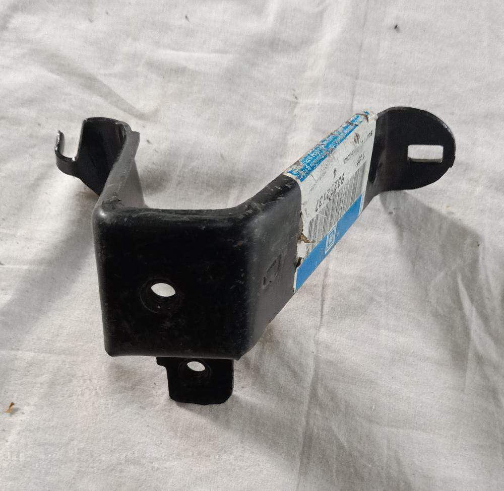 S93292137   Bumper Support Corsa