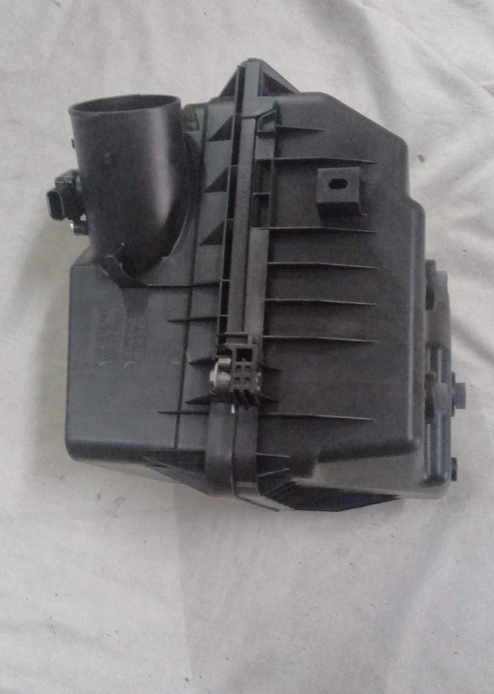 Air Cleaner Assmebly Lexus          1770028291