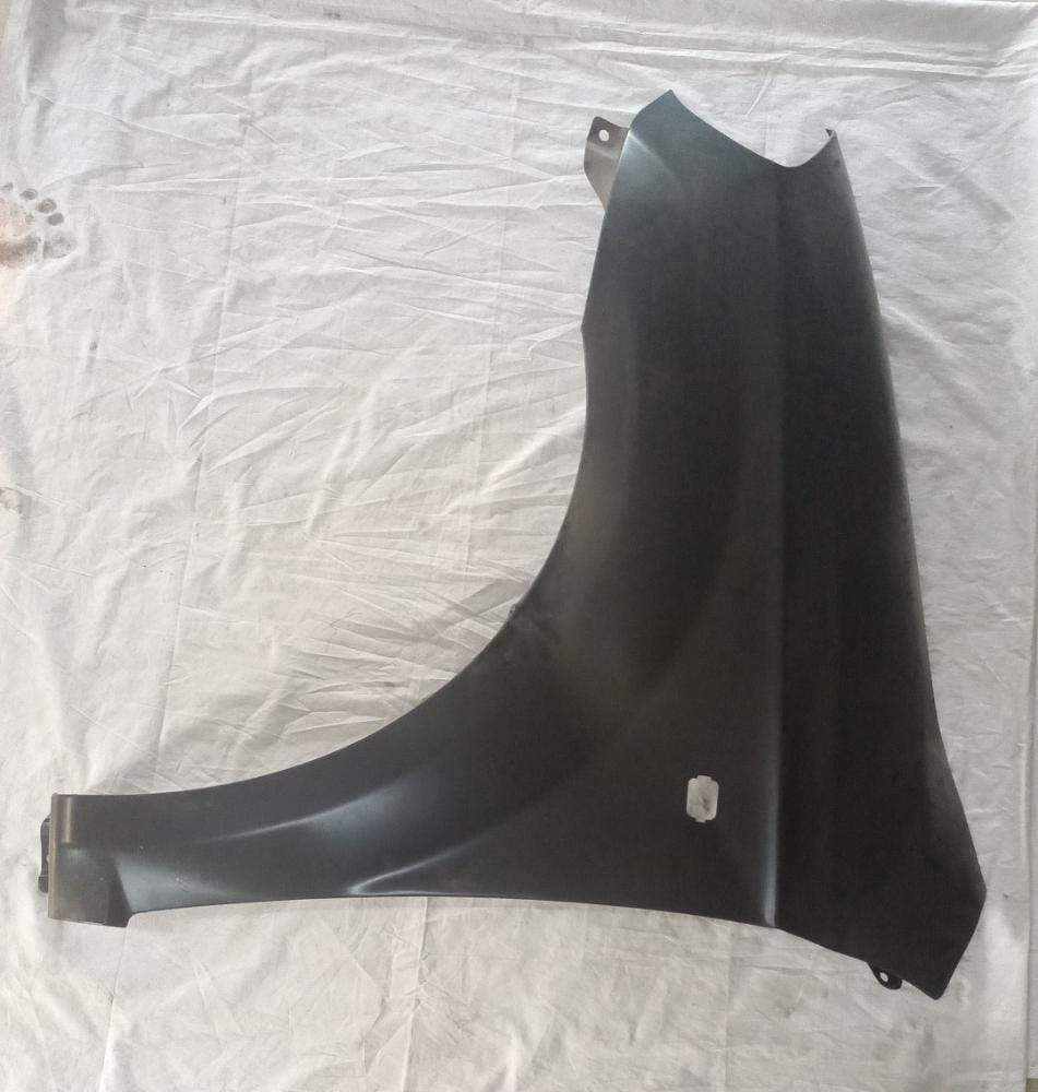 Fender Aveo Left         J96649245
