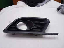 Load image into Gallery viewer, Fog Lamp Cover Ciaz Left         71751M79M10-5PK