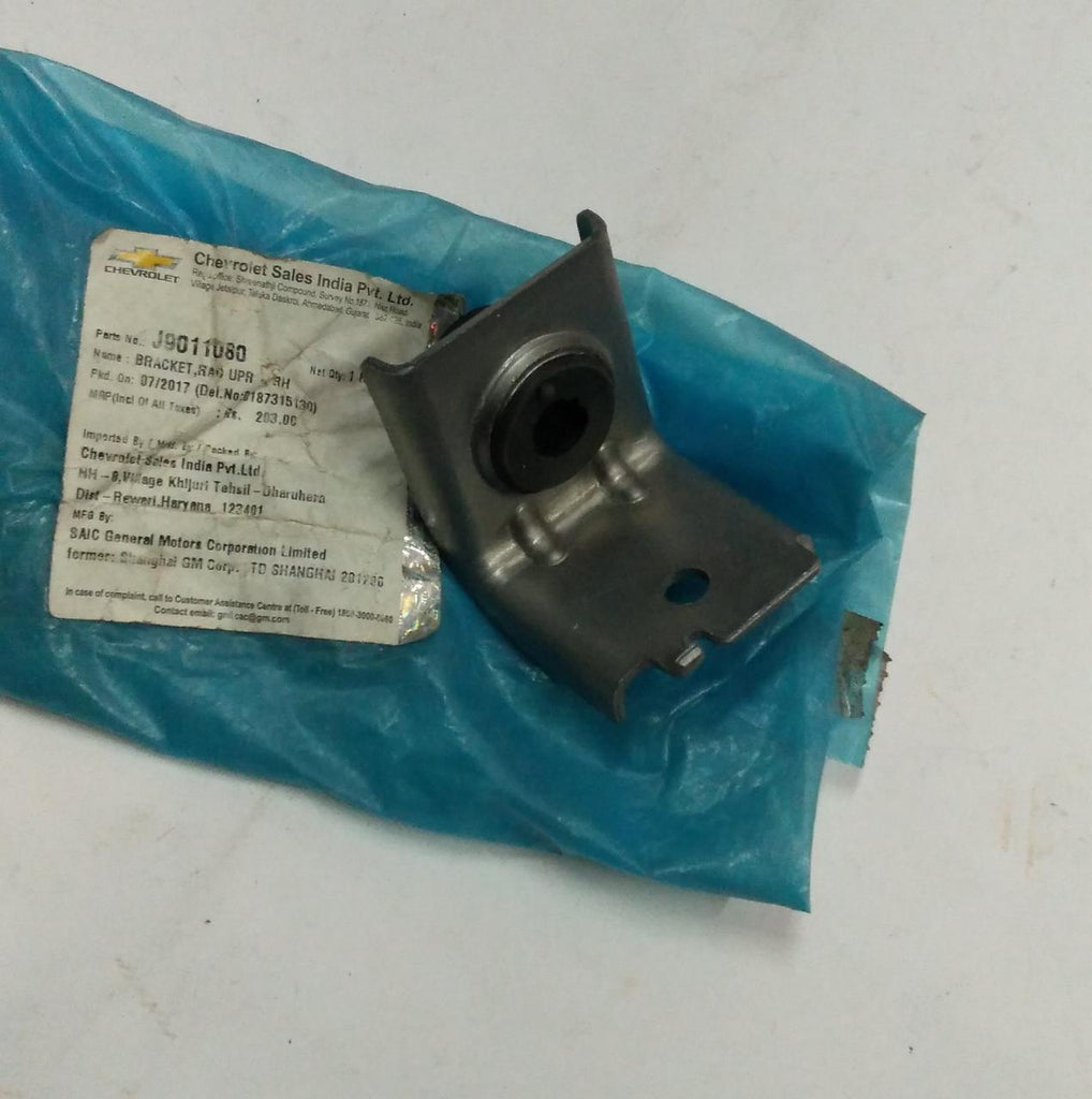 J9011080  Radiator Bracket Sail Upper