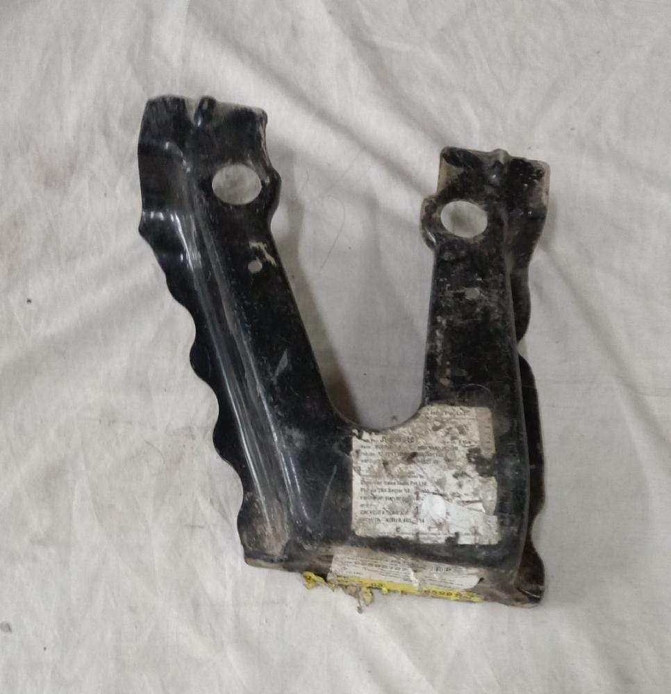 J96599187 Radiator Support Spark Spare Parts