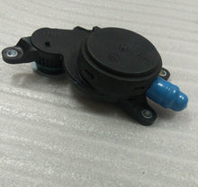 Load image into Gallery viewer, PCV Valve Optra        J96440314